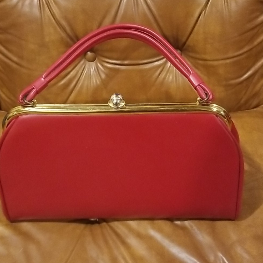 Dover red vintage purse